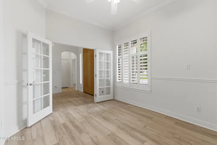 Bedroom/Office to the left