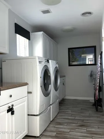 Laundry room, large enough to add a bathroom
