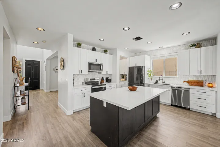 Gorgeous kitchen functional kitchen, stainless steel fridge conveys.