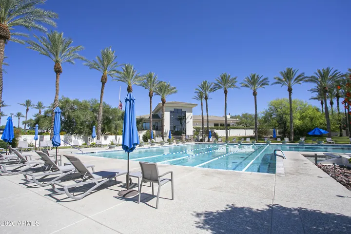 Stonegates amazing community pool - year round use - heated in the winter!