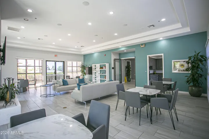 Clubhouse 2