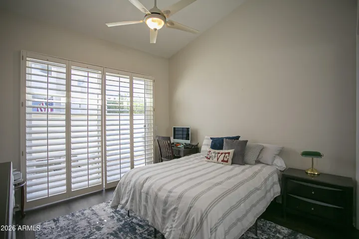 Guest bedroom 3