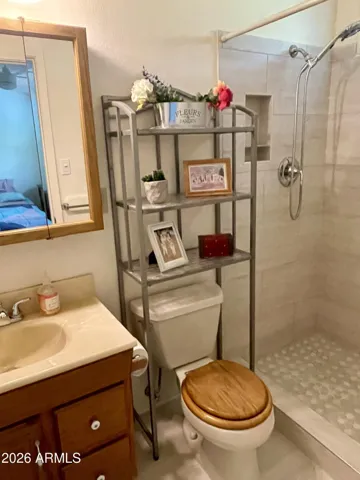Master 3/4 bath