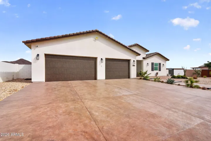 Front 3-car garage