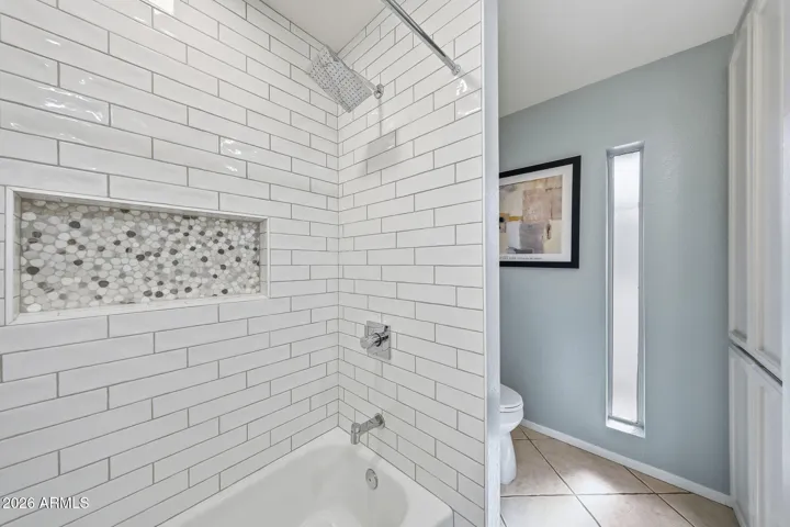 NEW tiled shower with niche