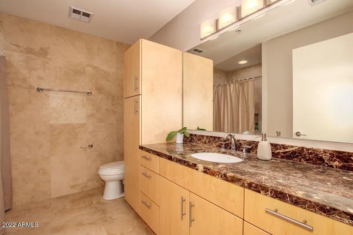 2nd bathroom