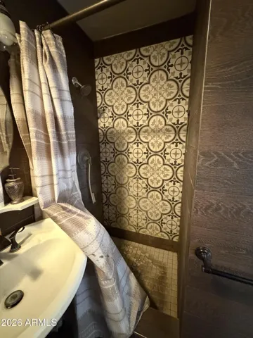 Casita Shower