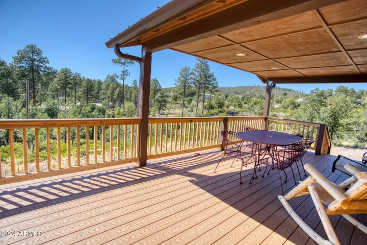 Beautiful Deck w/Spectacular Views