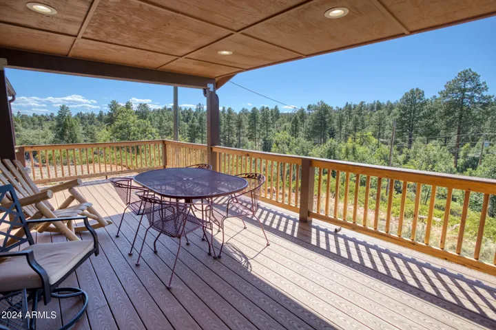 Beautiful Deck w/Spectacular Views