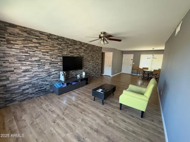 Living Room - Beautiful accented wall!