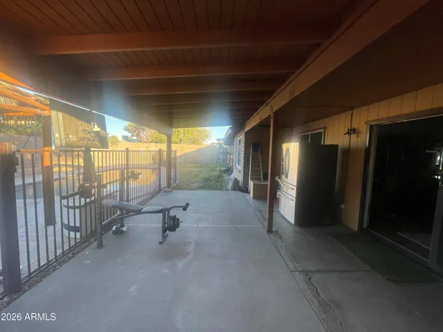 Backyard - Nice, large covered patio!