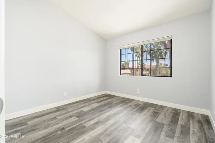 Secondary bedroom