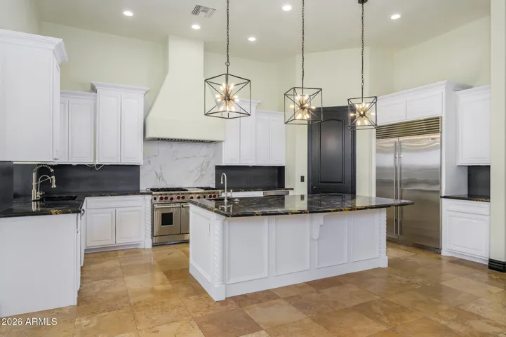 Chef's kitchen