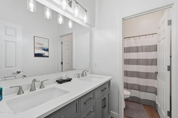 2nd bath with dual sinks