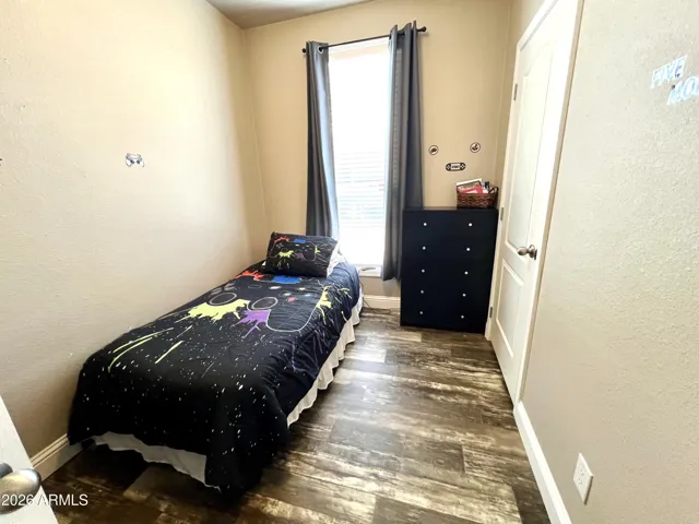Guest bedroom