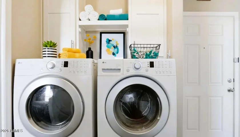 Laundry area virtually staged