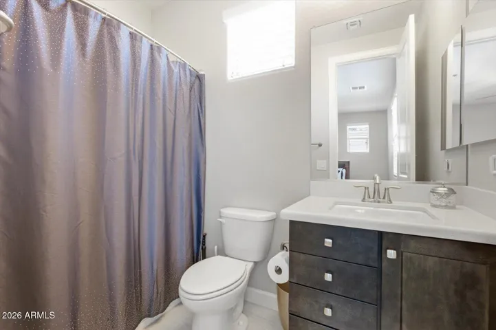 Bedroom 2 ensuite