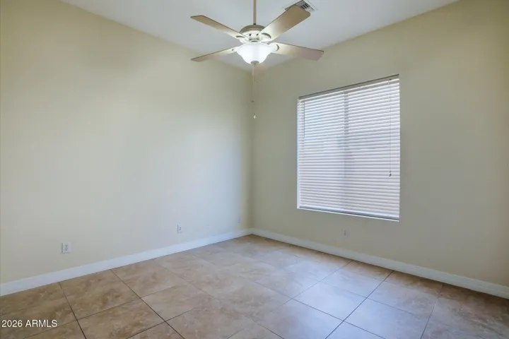 Split floor plan to Bedroom 2 and Bedroom 3