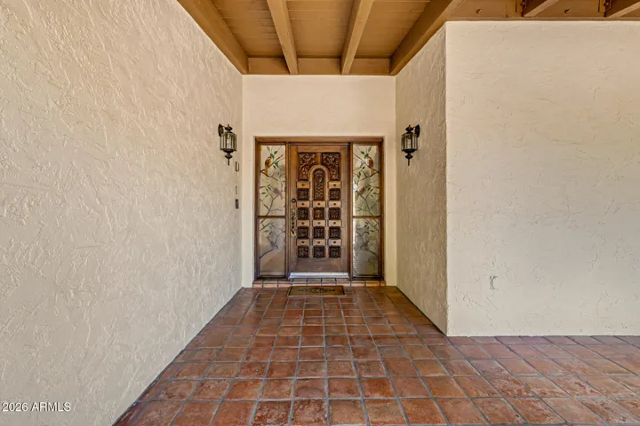 Welcome to 3233 East Fairbrook Street