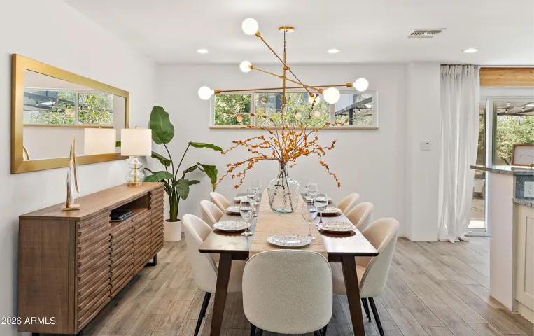 Kitchen / great room