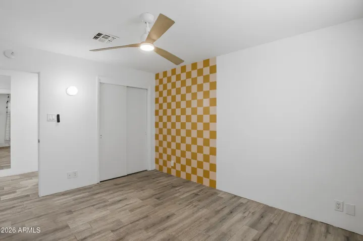 Guest bedroom