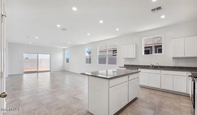 Interior photos are another Blackstone spec home. Options may vary.