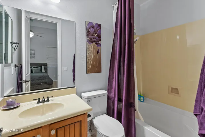 En suite to Bedroom 2