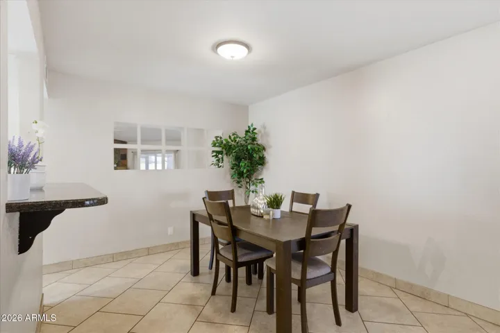 Fantastic space that can be used for dining space or transform it into a play area or office to better fit your lifestyle and family!