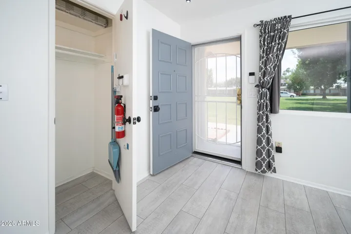 SCURITY DOOR ALLOWS FRESH BREEZES EASY ENTRY