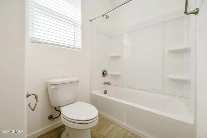 DOUBLE VANITIES AND SEPARATE TUB/SHOWER AND TOILET AREA
