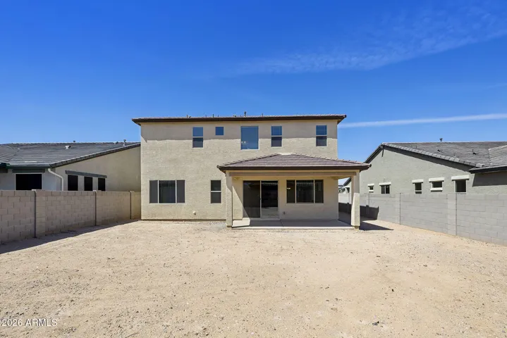 PLENTY OF ROOM FOR ALL THE ENTERTAINMENT THAT YOU WANT OR PRIVACY!!!