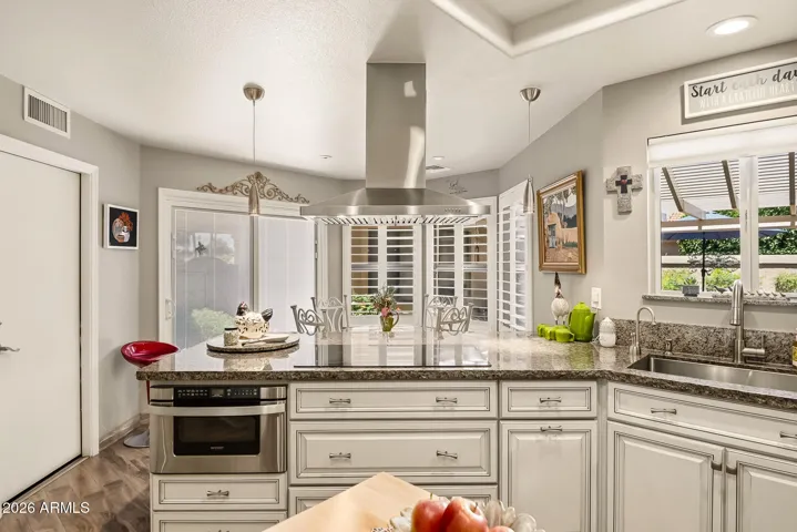 Plenty of cabinets and drawers. Abundant storage space