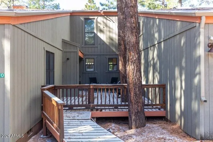 Entry deck.