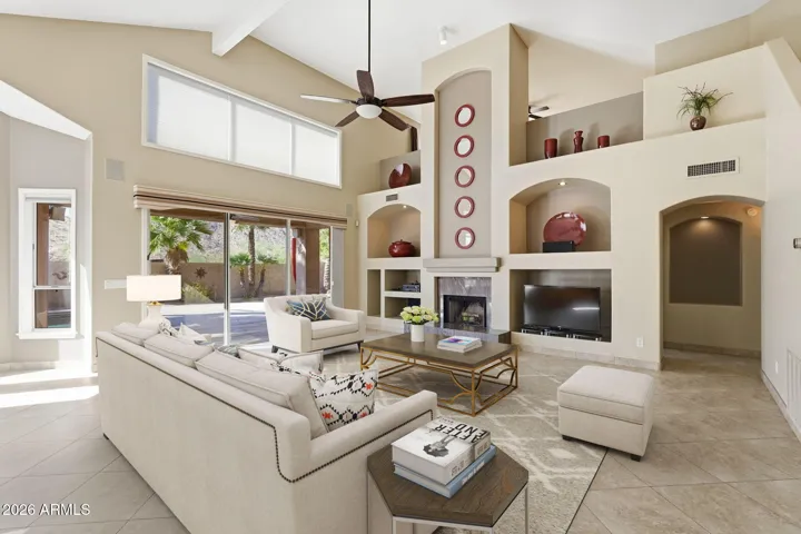 Great room Virtually Staged