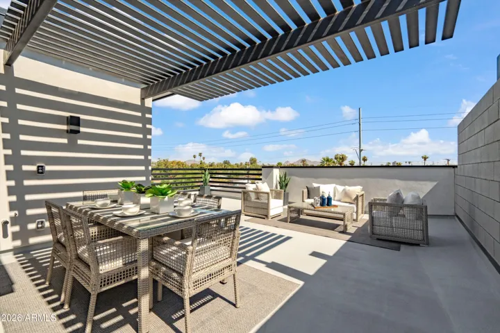 DISCLAIMER: Photographs depict a similar unit and are not of the exact unit for sale. Finishes, fixtures, upgrades, and layouts may differ. Buyer to verify all details.