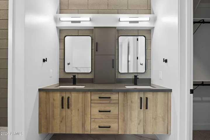 DISCLAIMER: Photographs depict a similar unit and are not of the exact unit for sale. Finishes, fixtures, upgrades, and floorplans may vary.