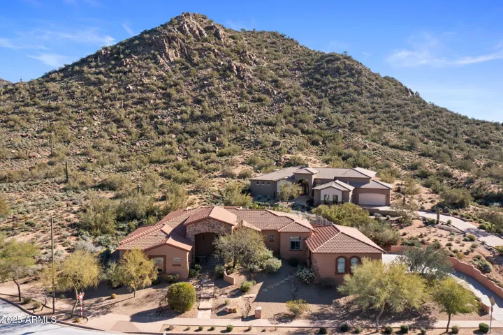 Mountain views and privacy, priority one!