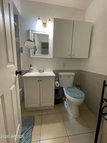 HALL FULL BATH