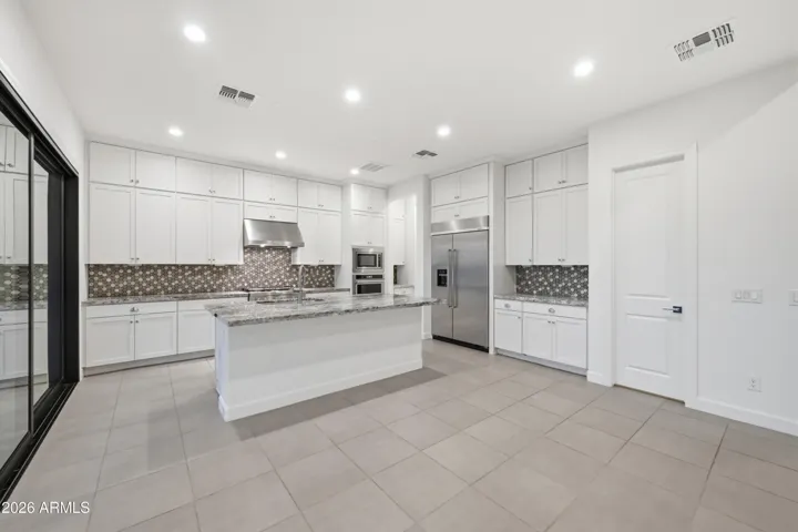 Gourmet chef's kitchen