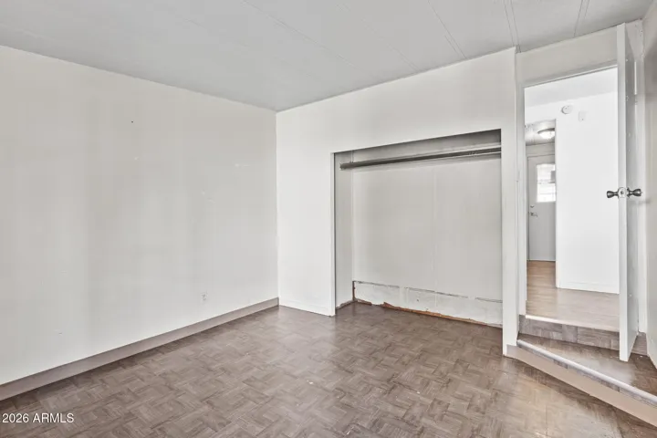 Middle Bedroom