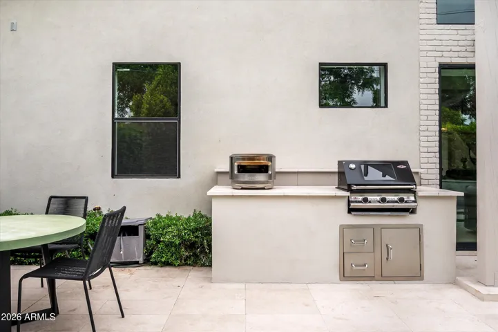 Built-In Barbecue and Pizza Oven