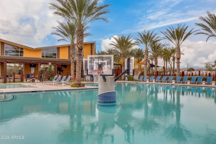 Community Pool & Splash Pad