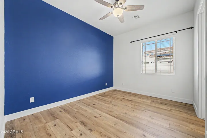 Spacious 2nd bedroom