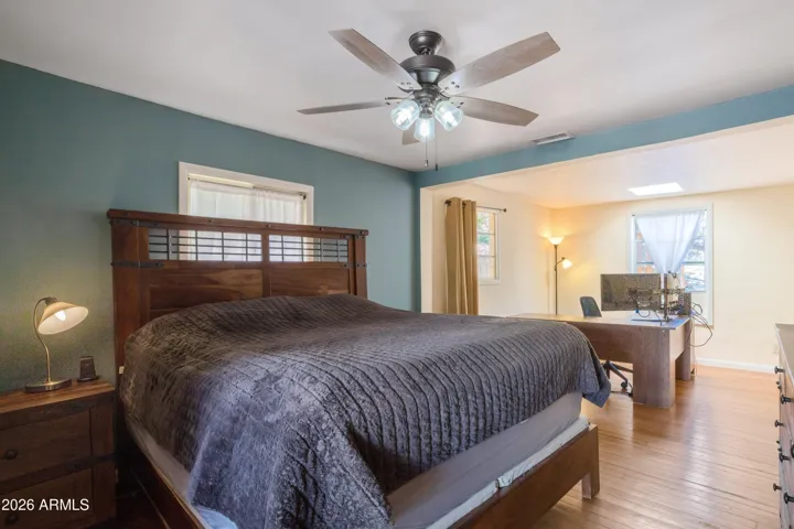 Large bedroom with plenty of room for sitting area, office or anything your heart desires! Bedroom 2 (upper level)