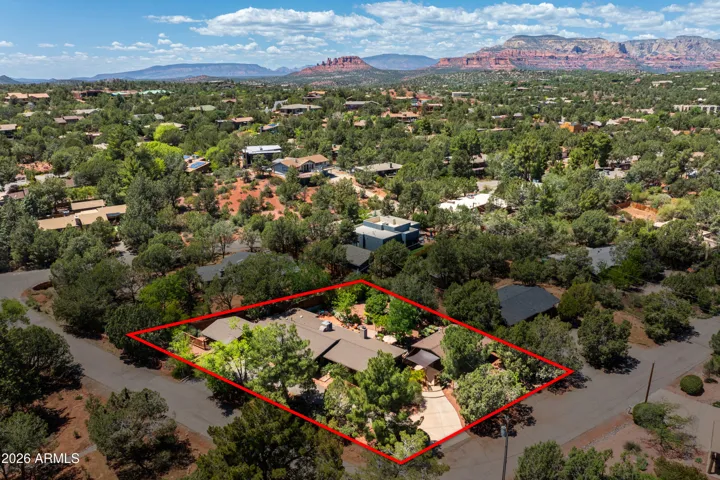 Mature West Sedona neighborhood offers peace and tranquility