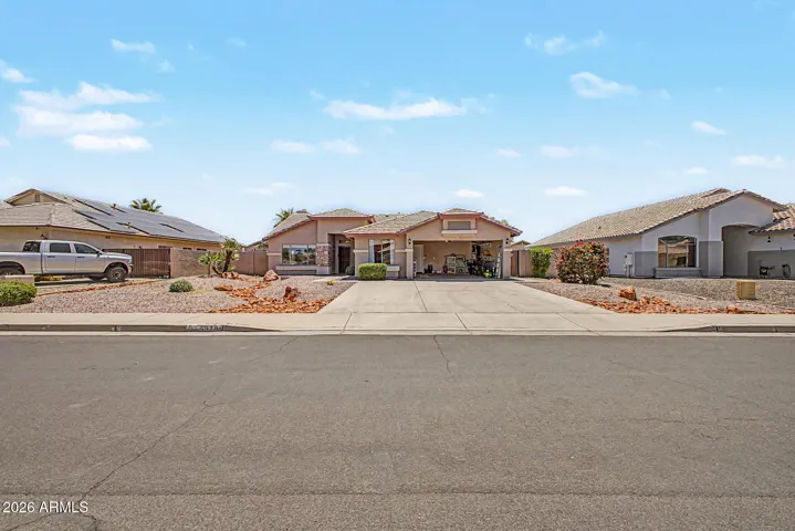 2-Car Garage
