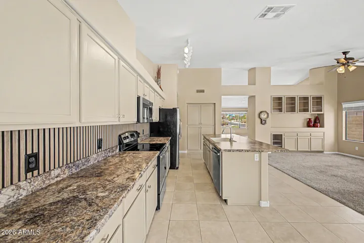 Seamless flow into the Main Living Areas