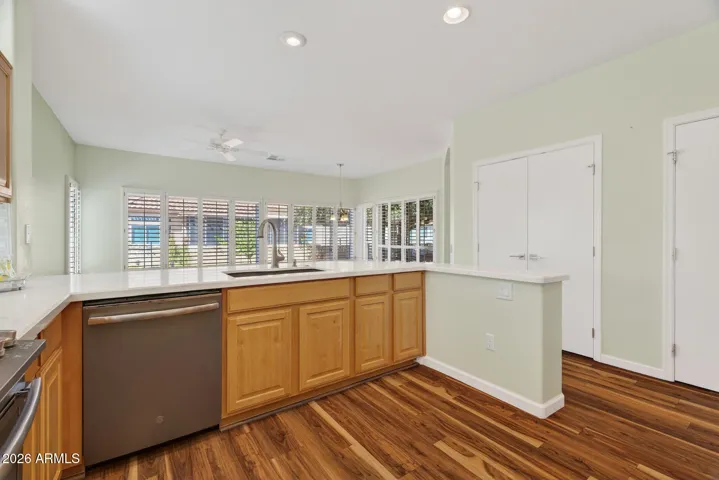 30 KITCHEN DISHWASHER AREA.