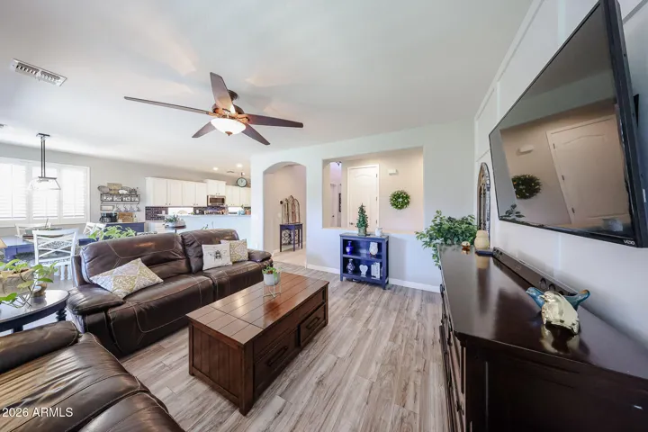 CEILING FANS THROUGHOUT!