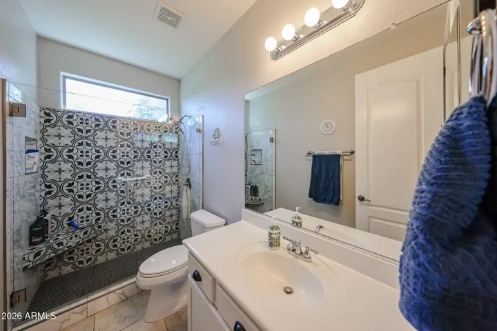 LOVELY TILE SURROUND & WALK-IN SHOWER!
